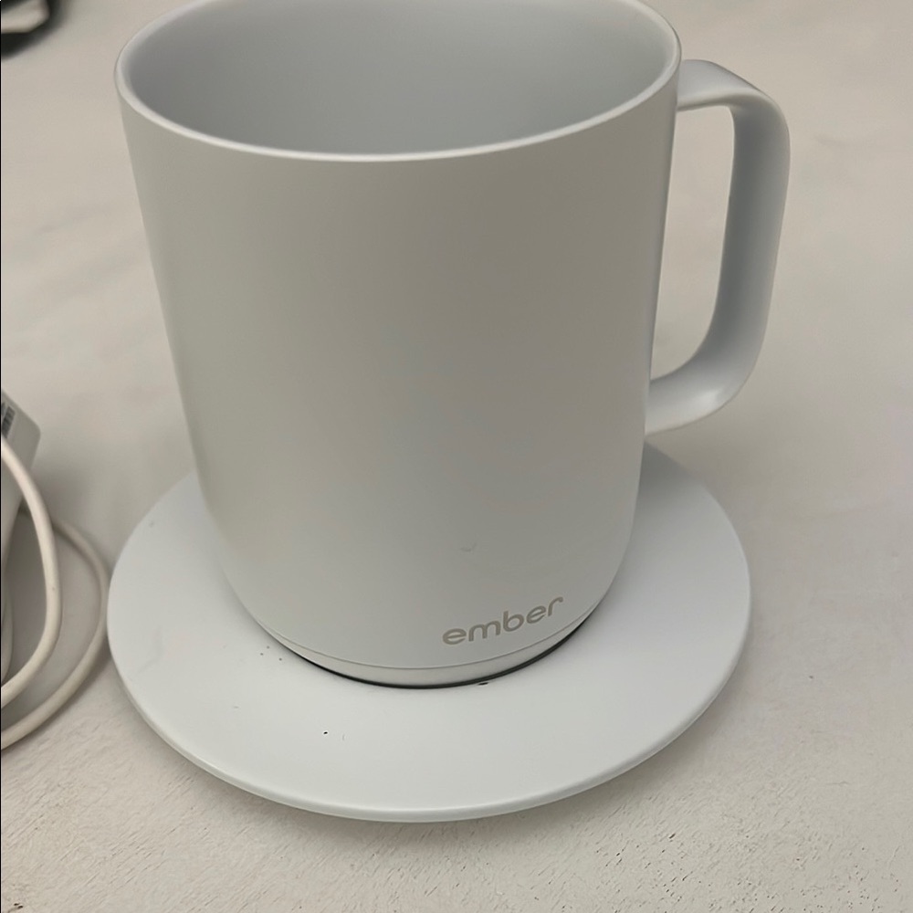 Original Ember Smart Heated Mug White With Charger & Coaster - Picture 2 of 5